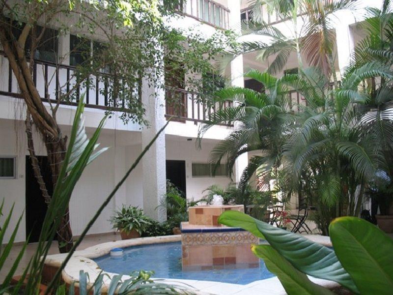 Grand Hotel Colonial Cancun Exterior photo