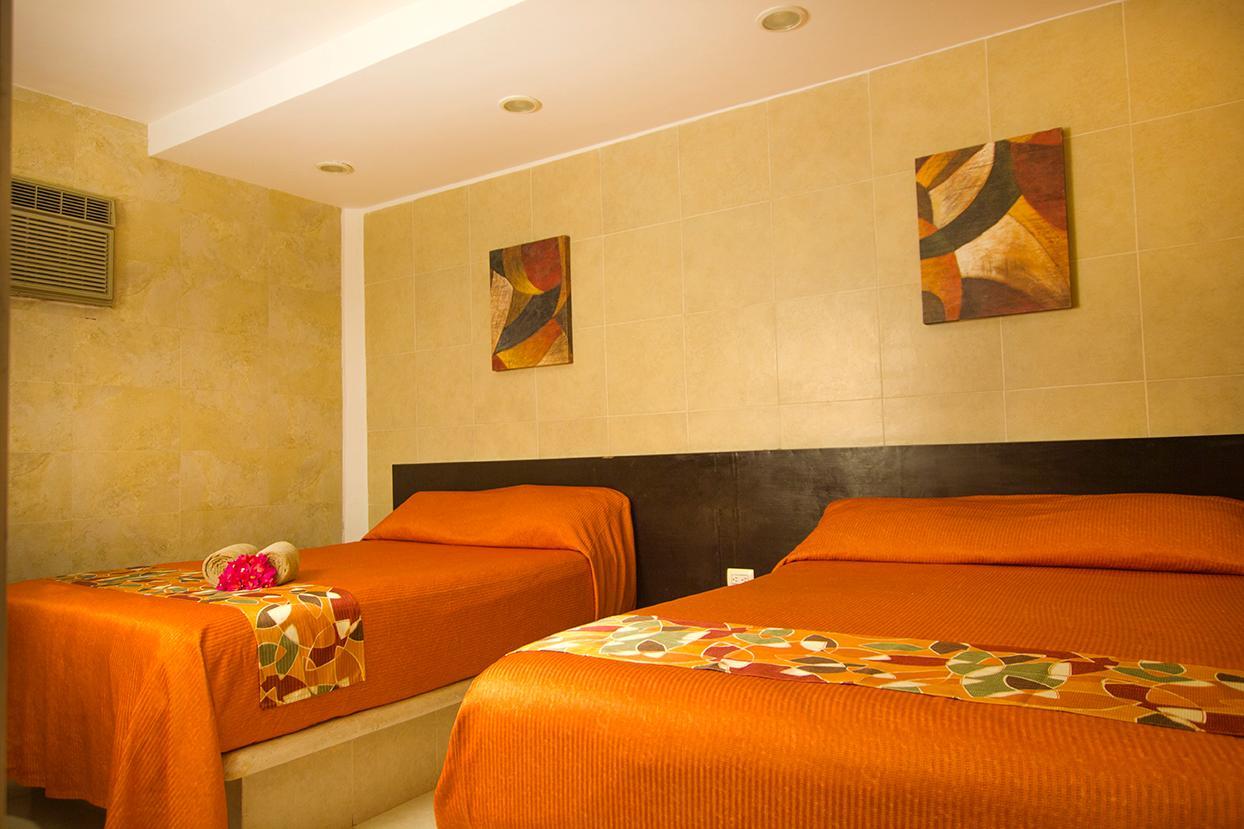 Grand Hotel Colonial Cancun Exterior photo